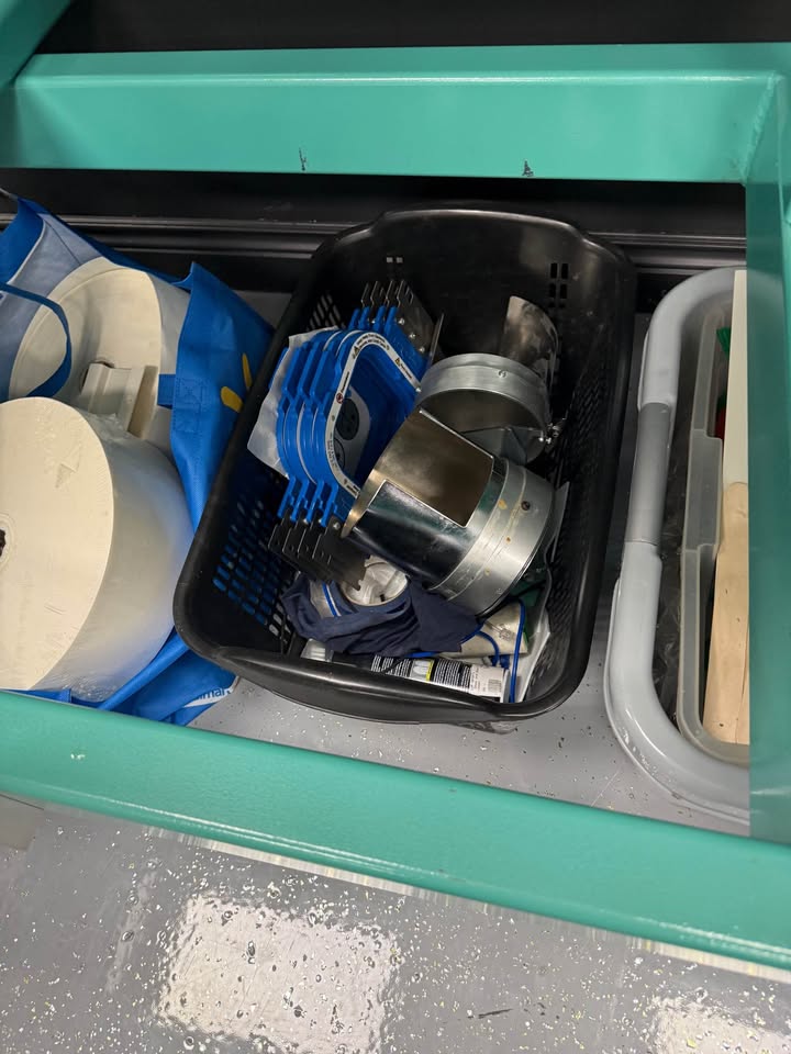 Absolute Toner $623/Month Repossessed LIKE NEW Japanese-made TAJIMA 2022 Embroidery Machine 4 heads 15 Colors LOW USAGE Embroidery